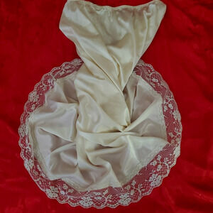 RADCLIFFE Half Slip Skirt IVORY CREAM SATIN Nylon Antron Lace Vintage Medium